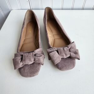 Bamboo Global 06 Womens Square Toe Comfort Ballet Flats Velvet Bow Light Taupe 6
